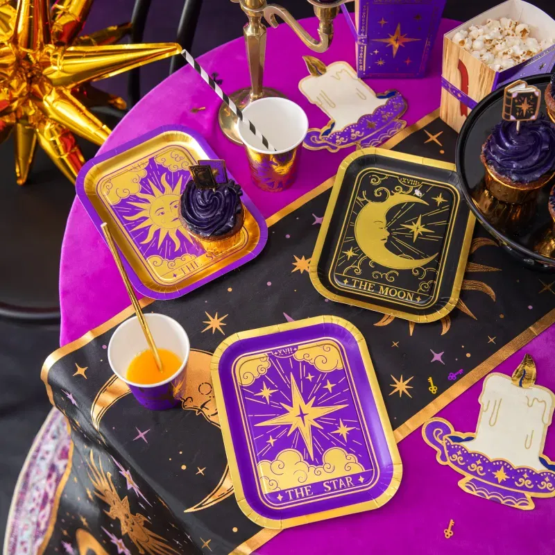 Talerzyki papierowe Andrzejki 6 szt.