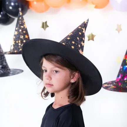 Kapelusz czarownicy Gwiazdki czarno-złoty 38x32cm Kapelusz czarownicy Gwiazdki czarno-złoty 38x32cm