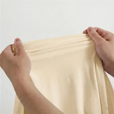 Pokrowiec beżowy szampański materiał na stojak metalowy złoty ŁUK na balony i dekoracje 180x80cm Pokrowiec beżowy szampański materiał na stojak metalowy złoty ŁUK na balony i dekoracje 180x80cm