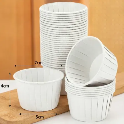 Papilotki do muffinek foremki do pieczenia babeczek papierowe białe 5x4cm 50 szt.