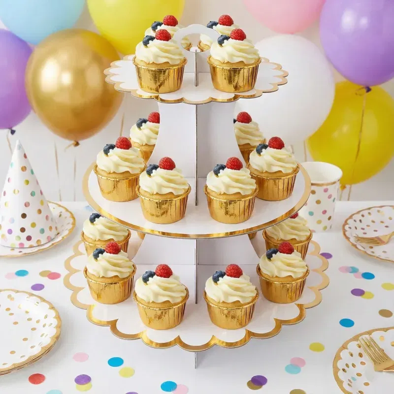 Papilotki do muffinek foremki do pieczenia babeczek papierowe złote metaliczne 5x4cm 50 szt.