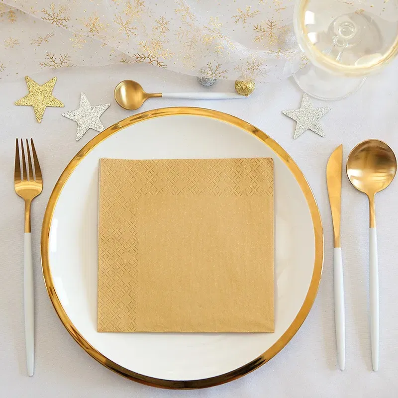 Serwetki złote metaliczne/20szt. Serwetki złote metaliczne/20szt.